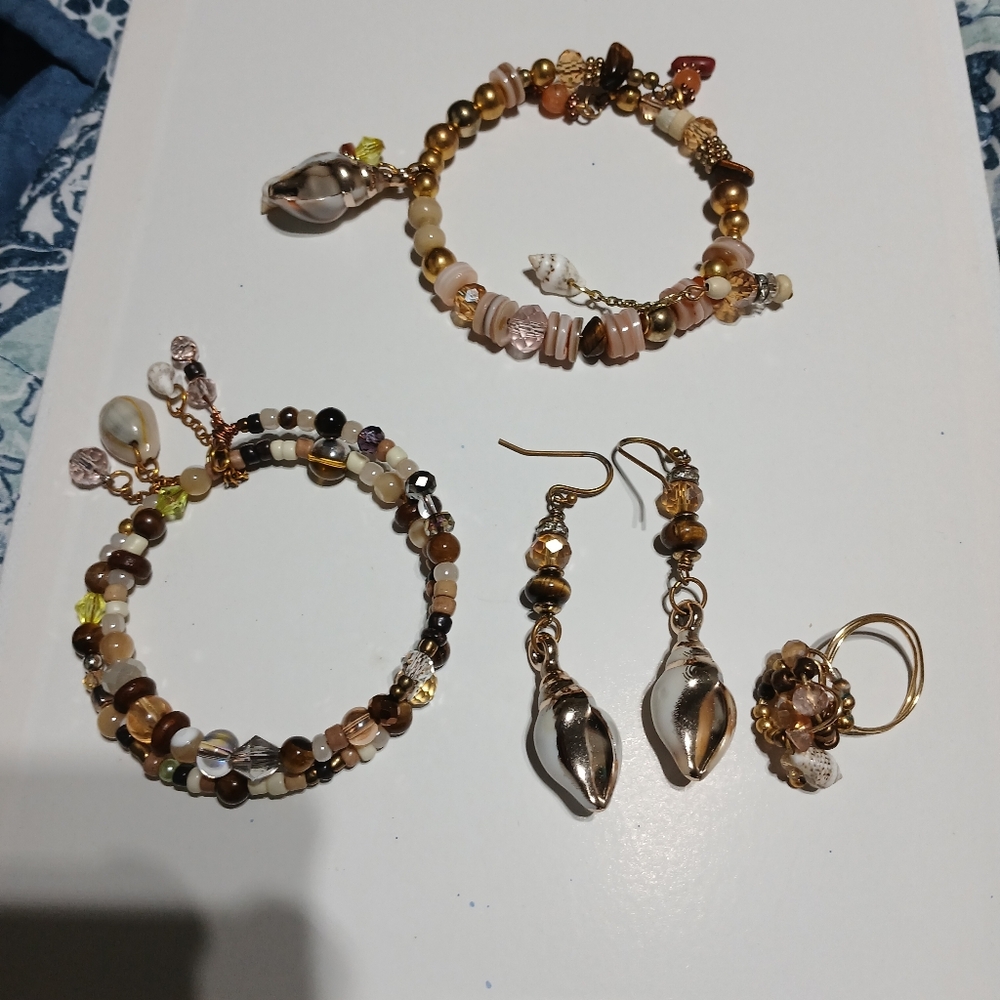 Seashells Bead Earring Ring Bracelet Set